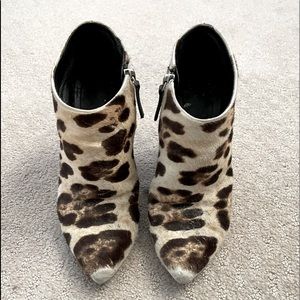 Giuseppe Zanotti Leopard booties